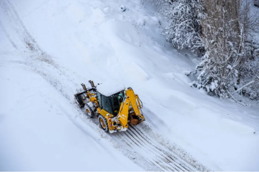 How Customized Hydraulic Cylinders Boost Loader Performance in Extreme Weather Conditions