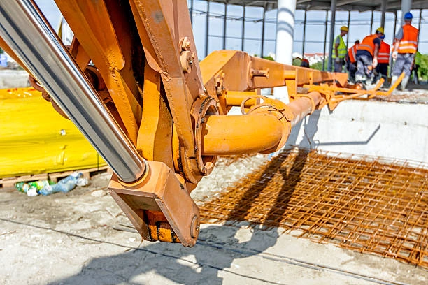 Hydraulic cylinders for construction
