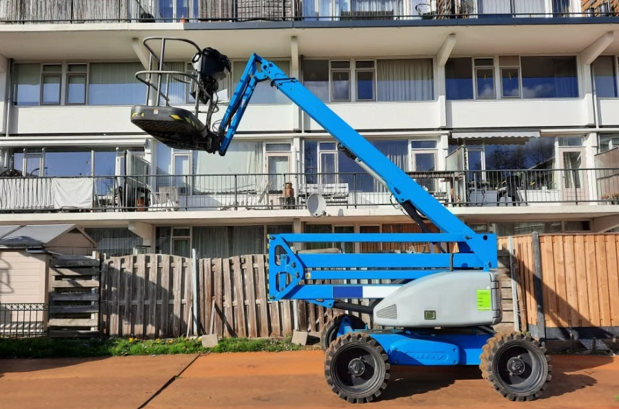 Hydraulic Cylinders for Articulating Boom Lifts: A Complete OEM Guide