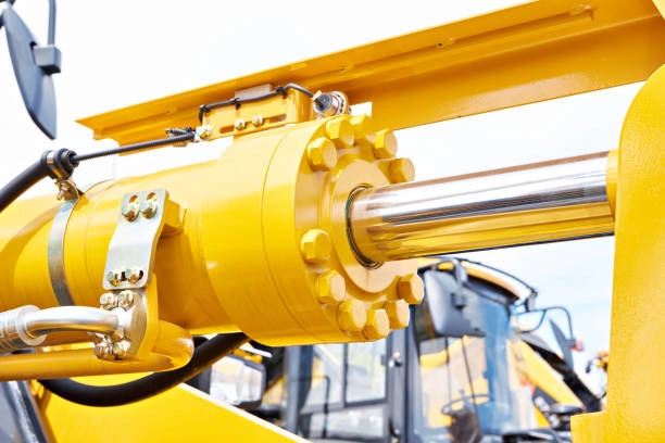 Hydraulic cylinder of front loader
